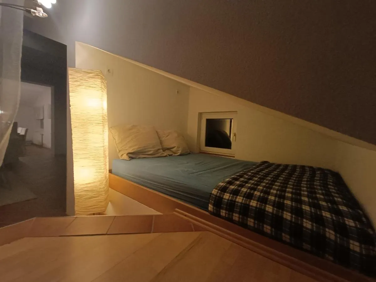 Habitación en casa particular Sunny Room In Sunny House In A Quiet Location Viena